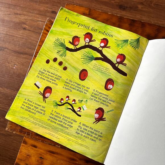 Vintage 2000 Scholastic Usborne Christmas Activities Paperback Book - Picture 6 of 8